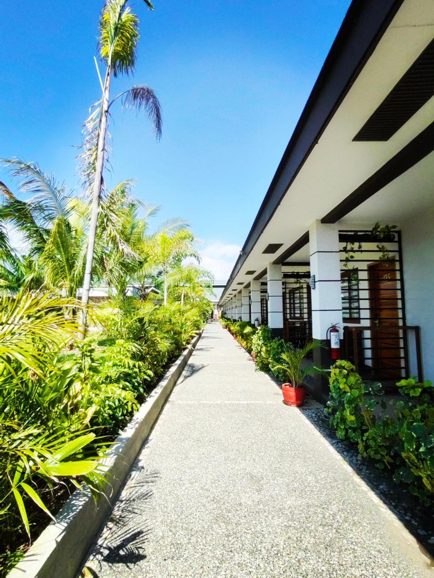 Marand Beach Resort Bauang Esterno foto